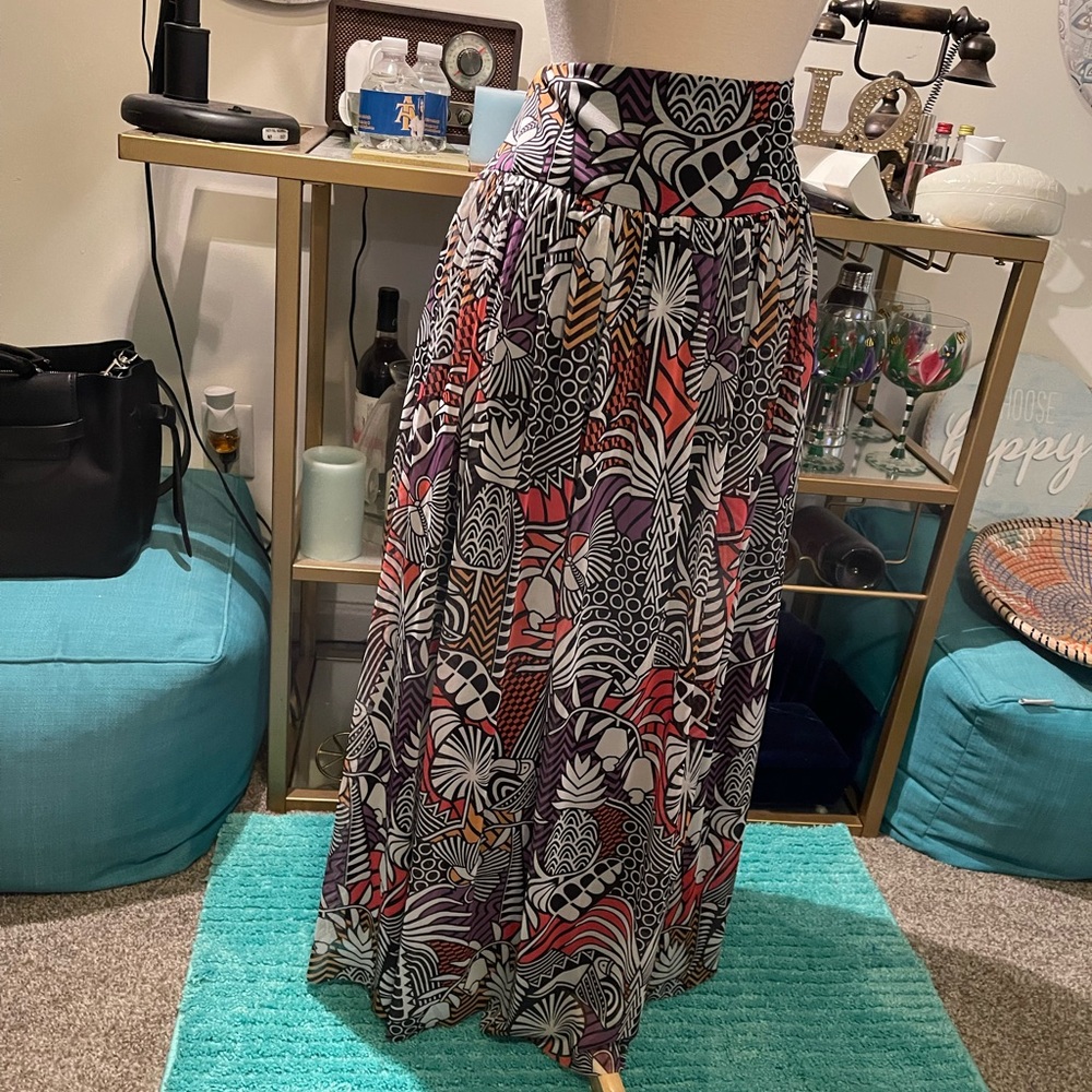 Stunning and gorgeous skirt by Farm For Antropologies Rio size L